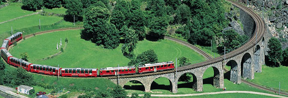 Il Trenino rosso del Bernina: guida e consigli pratici