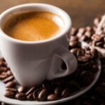 Caffè, come scegliere tra la moka e la cialda?