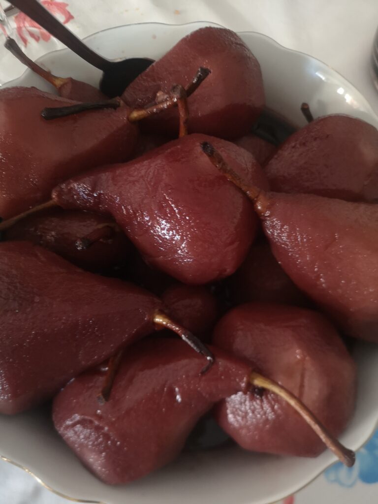 pere-al-vino-rosso